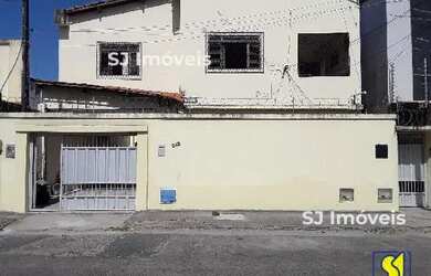 Imagem: A casa possui 3 Dormitórios, 2 Banheiros, 113m² de Área e