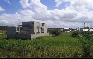 Imagem: O terreno possui 12.000m² de Área e está localizado em Realengo