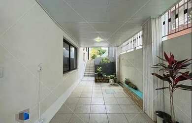 Imagem 4: Casa para Venda - 3 dormitórios, sendo 1 suites, 2 vagas - Menino Deus