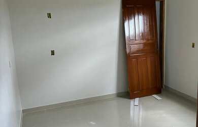 Imagem: A casa possui 2 Dormitórios, 3 Banheiros, 3 Vagas na garagem