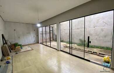 Imagem: A casa em condomínio possui 2 Dormitórios, 1 Banheiro, 2 Vagas