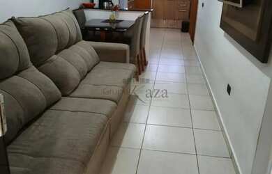 Imagem: A casa possui 3 Dormitórios, 2 Banheiros, 3 Vagas na garagem