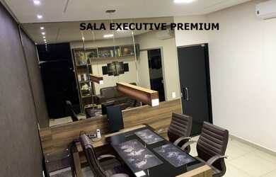 Imagem: O depósito possui 5 Vagas na garagem, 120m² de Área e está