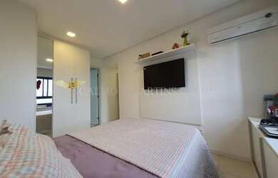 Imagem 14: Apartamento em Patamares, distribuído em 65m² com uma vaga de garagem...