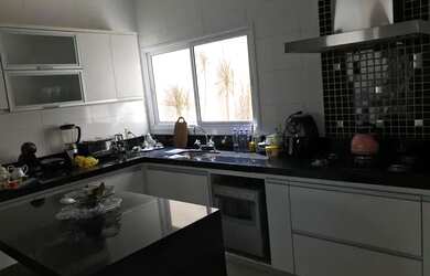 Imagem 3: Casa no condomínio Village Damha 1