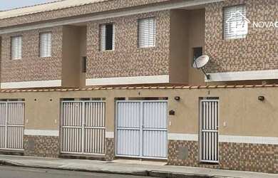 Imagem: A casa possui 2 Dormitórios, 1 Banheiro, 1 Vaga na garagem