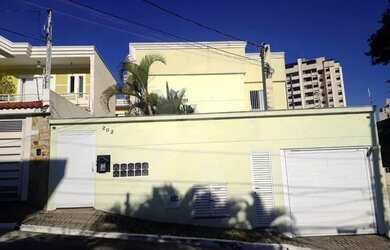 Imagem: A casa em condomínio possui 2 Dormitórios, 3 Banheiros, 2