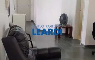 Imagem: O depósito possui 1 Vaga na garagem, 29m² de Área e está