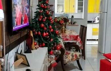 Imagem: A casa em condomínio possui 3 Dormitórios, 1 Banheiro, 1 Vaga