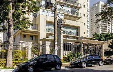 Imagem: O apartamento possui 3 Dormitórios, 5 Banheiros, 3 Vagas na