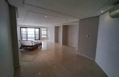 Imagem: O apartamento possui 3 Dormitórios, 5 Banheiros, 5 Vagas na