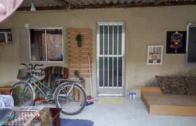 Imagem 2: Casa a venda. Varanda, 1 Banheiroe2 Dormitórios