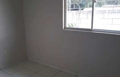 Imagem 5: Alugo Casa Iguaçu. Churrasqueira, Área de serviço, 1 Vaga na garageme2...