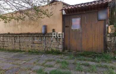 Imagem: O terreno possui 490m² de Área e está localizado em Bom