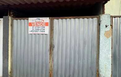 Imagem: A casa possui 1 Dormitório, 1 Banheiro, 1 Vaga na garagem