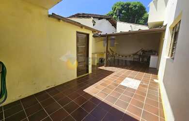 Imagem 2: Sobrado com 3 dormitórios à venda, 248 m² por R$ 550.000,00 - Caputera...