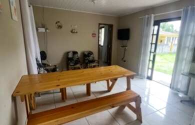 Imagem 7: Casa Temporada. Piscina, Churrasqueira, Acomodam 8 pessoaseImóvel novo