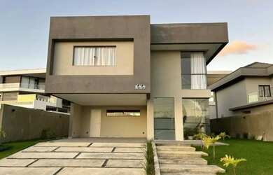 Imagem: A casa em condomínio possui 5 Dormitórios, 5 Banheiros, 4