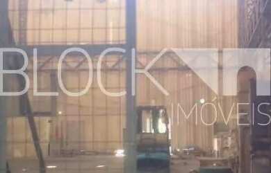 Imagem 2: Vargem Pequena Galpão. 615m² de Áreae5 Vagas na garagem