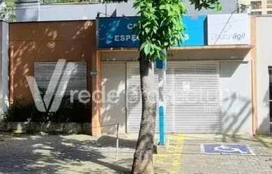 Imagem: A casa possui 2 Dormitórios, 5 Banheiros, 5 Vagas na garagem