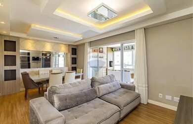 Imagem: O apartamento possui 3 Dormitórios, 2 Banheiros, 2 Vagas na