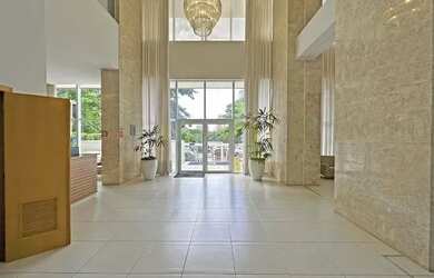 Imagem 3: Apto no Ed K Apartments - 02 Quartos sdo 01 Suite - com armários - Andar...