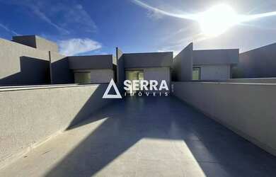 Imagem: A casa em condomínio possui 4 Dormitórios, 4 Banheiros, 2