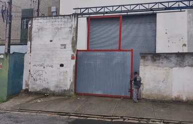 Imagem: O depósito possui 470m² de Área e está localizado em Casa