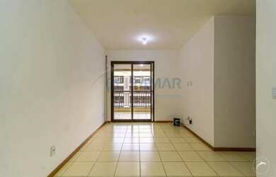 Imagem: O apartamento possui 3 Dormitórios, 2 Banheiros, 1 Vaga na