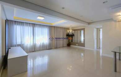 Imagem: O apartamento possui 3 Dormitórios, 2 Banheiros, 2 Vagas na