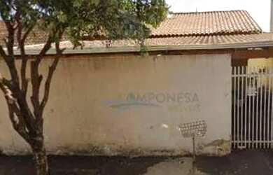 Imagem: A casa à venda possui 4 Dormitórios, 3 Banheiros, 2 Vagas