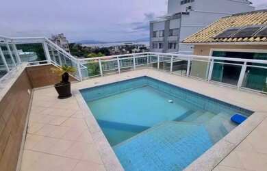 Imagem: O apartamento na cobertura possui 3 Dormitórios, 2 Banheiros