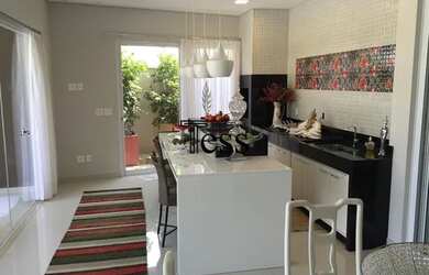 Imagem 9: VENDA - Casa em Condomínio - com 04 dormitórios, sendo 1 suíte e closet,...