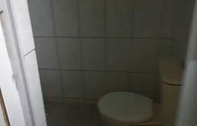 Imagem 2: Casa 1/4 frente de rua. 1 Banheiroe1 Dormitório