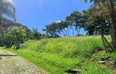 Imagem: O terreno possui 2.300m² de Área e está localizado em Salvaterra