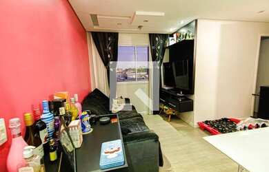 Imagem: O apartamento possui 2 Dormitórios, 1 Banheiro, 1 Vaga na garagem