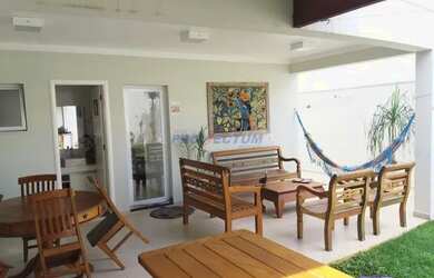 Imagem: A casa em condomínio possui 3 Dormitórios, 3 Banheiros, 4