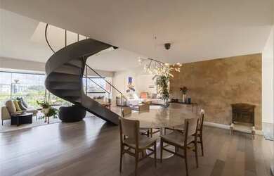 Imagem 11: Vista deslumbrante. 276m² de Área, 4 Vagas na garageme3 Dormitórios