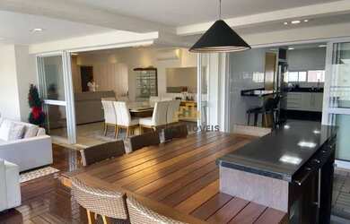 Imagem: O apartamento possui 4 Dormitórios, 5 Banheiros, 4 Vagas na