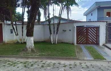 Imagem: A casa possui 2 Dormitórios, 2 Banheiros, 1 Vaga na garagem