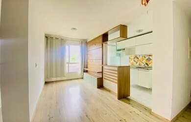 Imagem: O apartamento possui 2 Dormitórios, 1 Banheiro, 1 Vaga na garagem