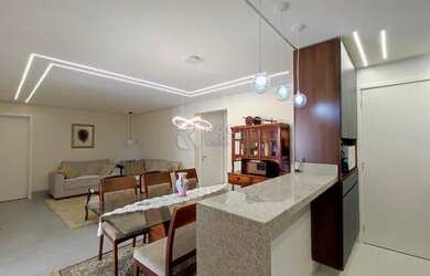 Imagem: O apartamento possui 3 Dormitórios, 2 Banheiros, 2 Vagas na