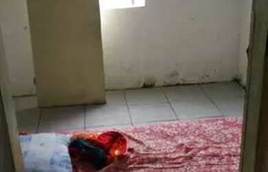 Imagem: A casa possui 2 Dormitórios, 1 Banheiro e está localizado