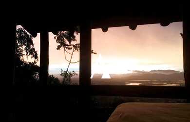 Imagem: O depósito possui 5 Vagas na garagem, 380m² de Área e está