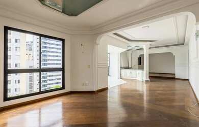 Imagem: O apartamento possui 3 Dormitórios, 5 Banheiros, 3 Vagas na