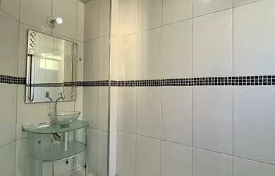 Imagem 7: Imóvel para venda possui 160 metros quadrados com 3 quartos em Itapuã...