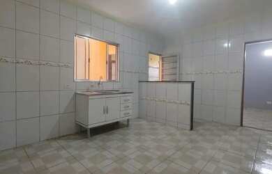 Imagem 12: Térrea para aluguel possui 50 metros quadrados com 1 quarto em Santa...