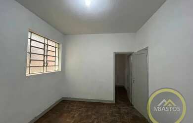 Imagem: A casa possui 2 Dormitórios, 1 Banheiro, 50m² de Área e