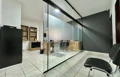 Imagem 8: Sobrado Comercial com Edícula à Venda, Bairro Renato Gonçalves, Barreiras-BA