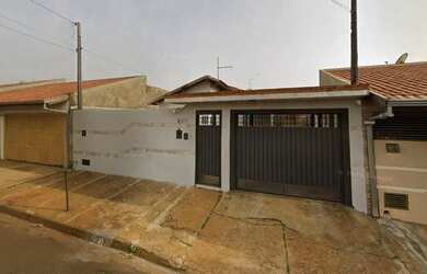 Imagem: A casa possui 1 Dormitório, 1 Banheiro, 10m² de Área e está